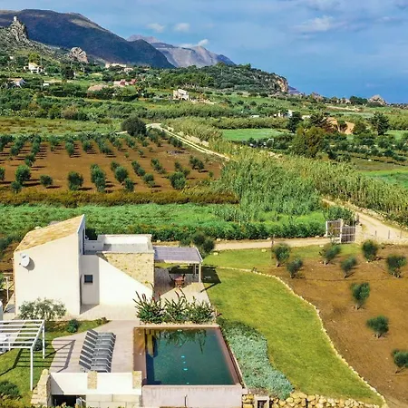 Aura Scopello Вилла