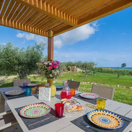 Вилла Aura Scopello *